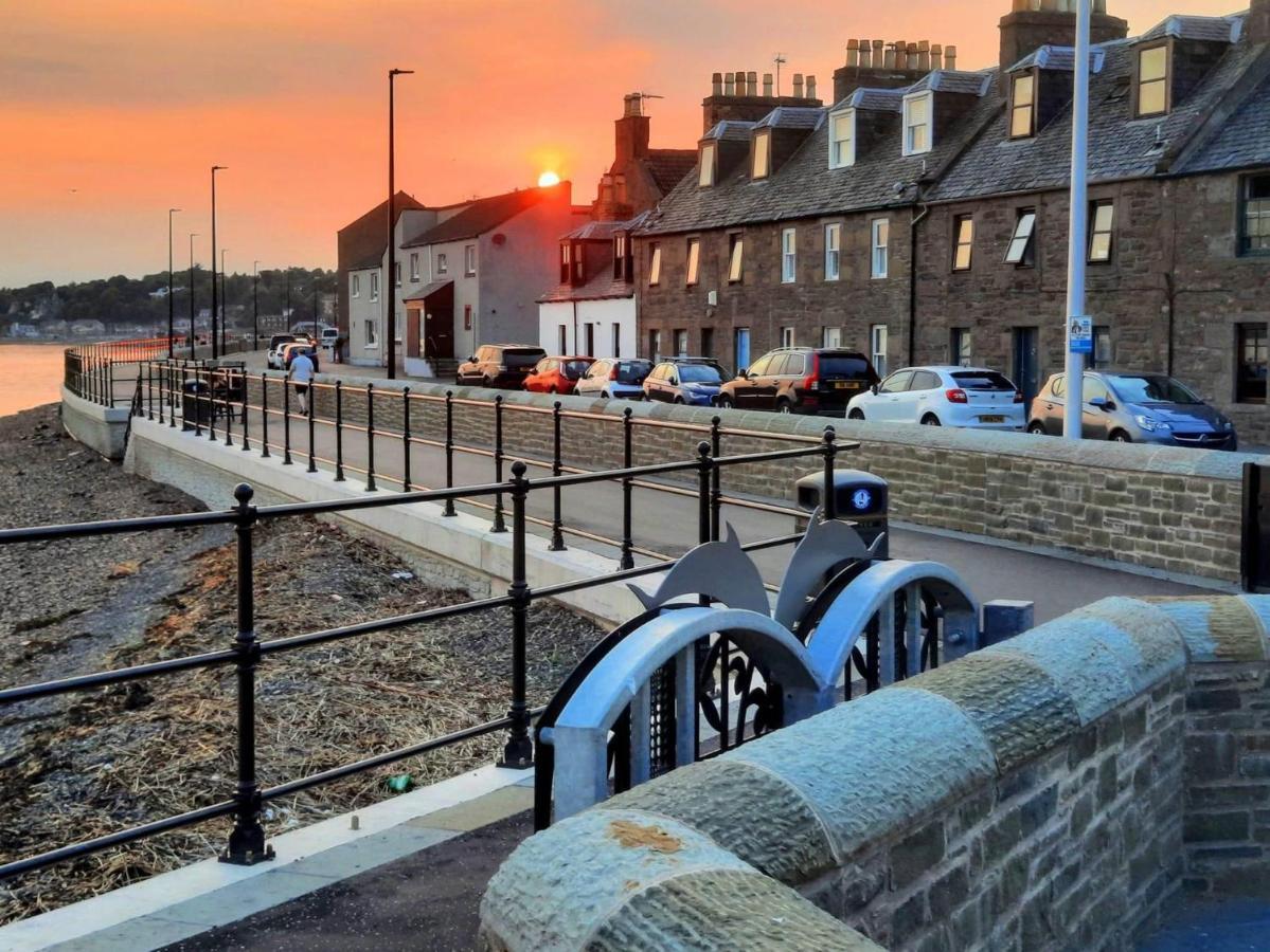 The Colours Riverside Apartment With Garden Broughty Ferry Εξωτερικό φωτογραφία